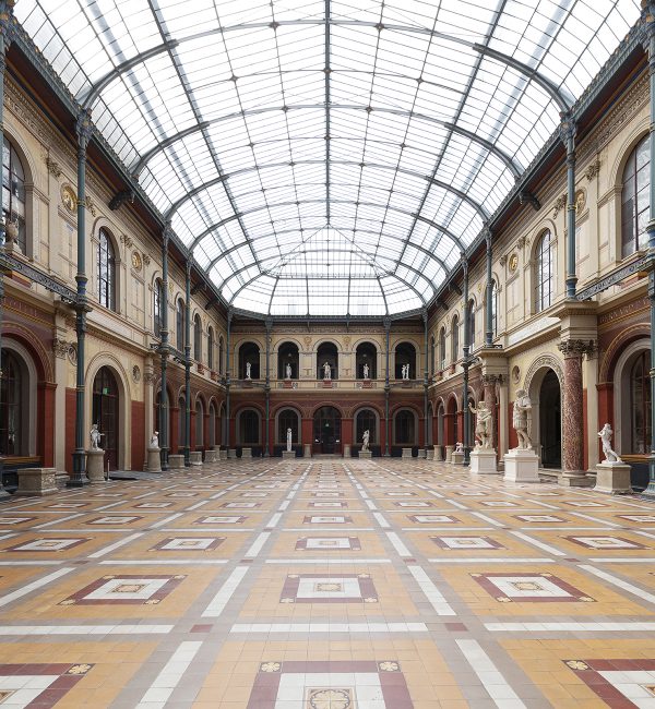 palais-etudes-cour-vitree-verriere-sol-jean-baptiste-monteil